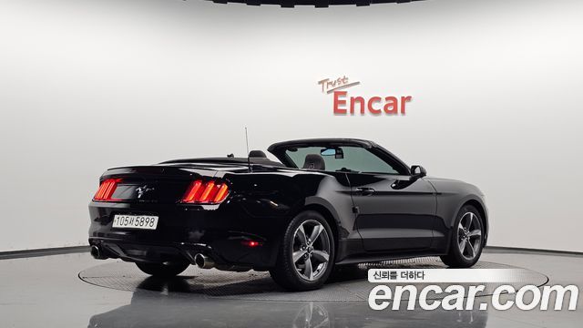 Ford Mustang 2016 — photo 2