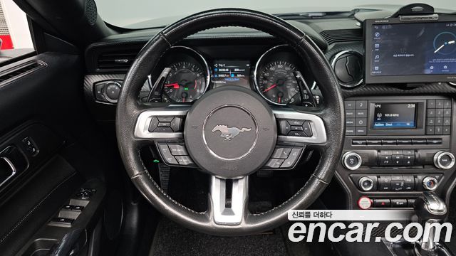 Ford Mustang 2016 — photo 13