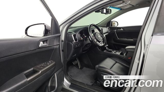 Kia Sportage 2022 — photo 13