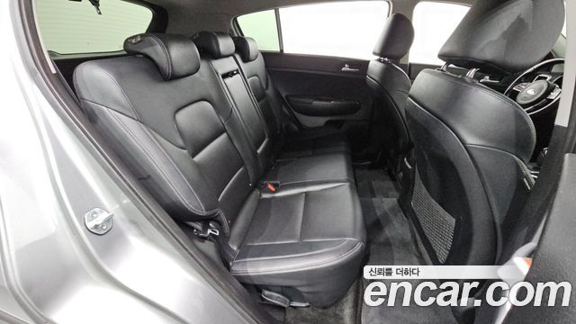 Kia Sportage 2022 — photo 17