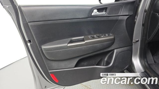 Kia Sportage 2022 — photo 14
