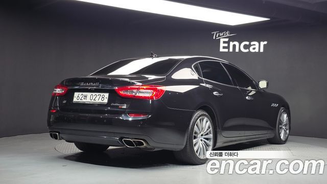 Maserati Quattroporte 2016 — photo 2