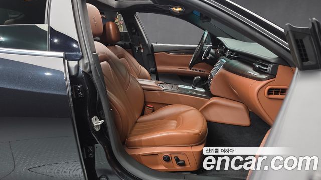 Maserati Quattroporte 2016 — photo 11