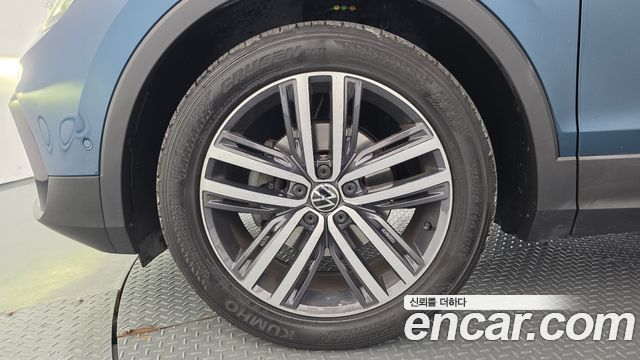 Volkswagen Tiguan 2022 — photo 5
