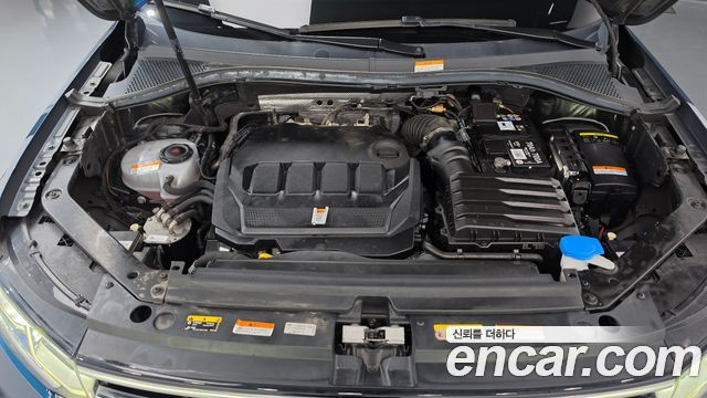 Volkswagen Tiguan 2022 — photo 6
