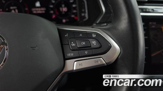 Volkswagen Tiguan 2022 — photo 23
