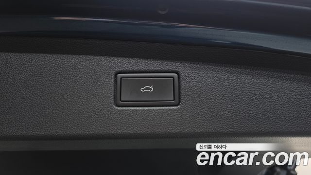 Volkswagen Tiguan 2022 — photo 25