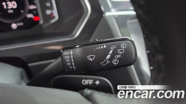 Volkswagen Tiguan 2022 — photo 30