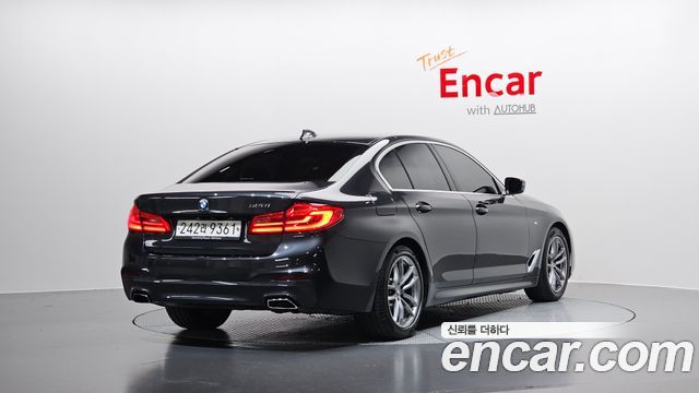 BMW 5-Series 2020 — photo 2