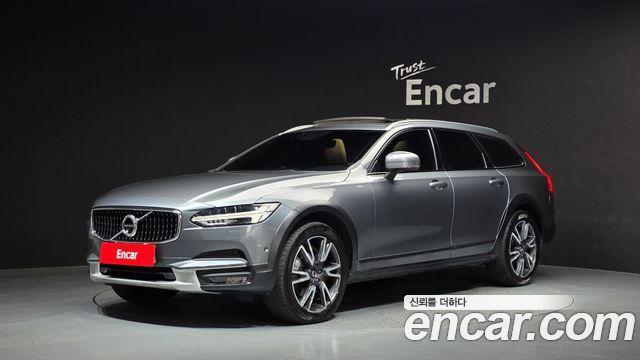 Volvo V90 2018 — photo 1