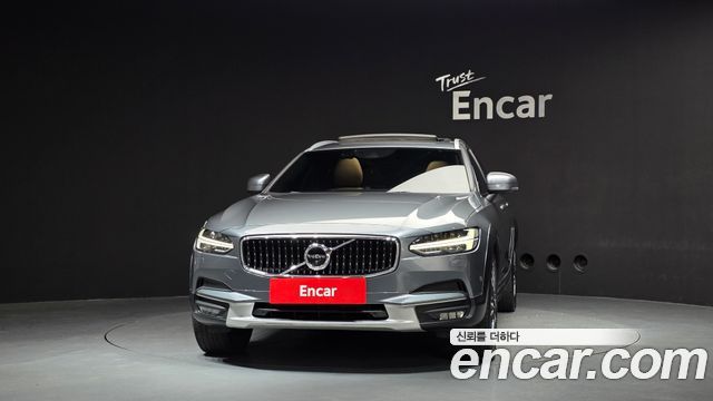 Volvo V90 2018 — photo 3