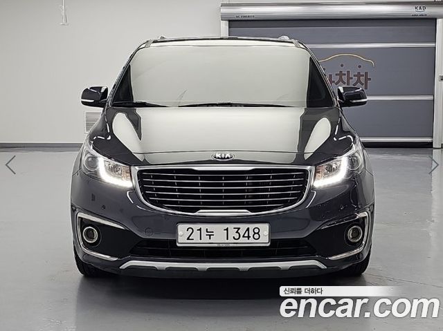 Kia Canival 2018 — photo 1