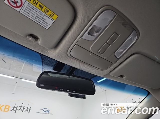 Kia Canival 2018 — photo 16