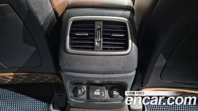 Kia Sorento 2015 — photo 32