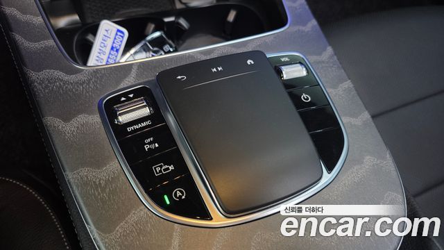 Mercedes-Benz E-Class 2022 — photo 26