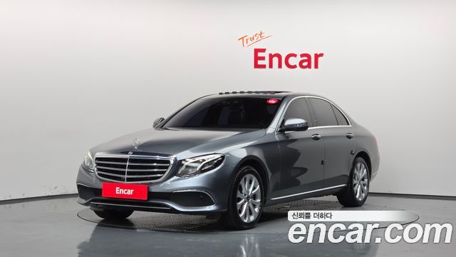 Mercedes-Benz E-Class 2018 — photo 1