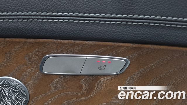 Mercedes-Benz E-Class 2018 — photo 28