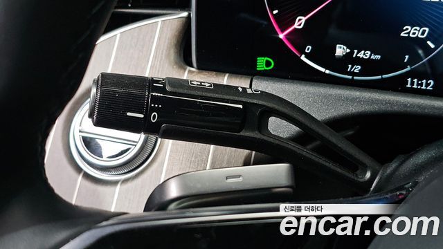 Mercedes-Benz E-Class 2024 — photo 28
