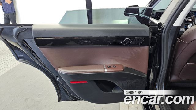 Hyundai Grandeur 2023 — photo 15