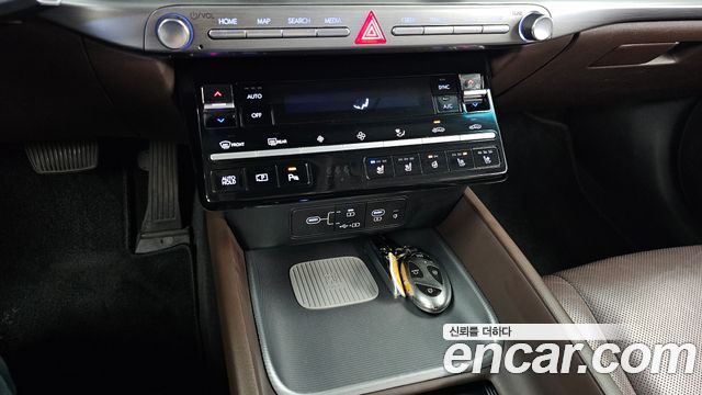 Hyundai Grandeur 2023 — photo 32