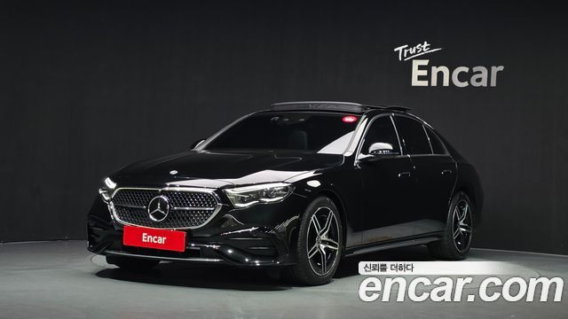 Mercedes-Benz E-Class 2024 — photo 1