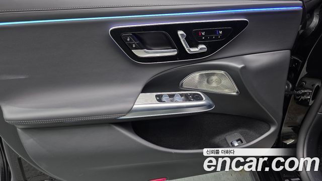 Mercedes-Benz E-Class 2024 — photo 14