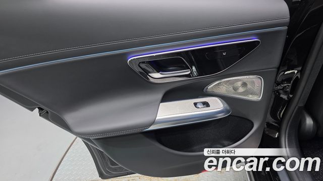 Mercedes-Benz E-Class 2024 — photo 15