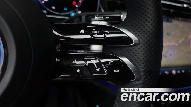 Mercedes-Benz E-Class 2024 — photo 28