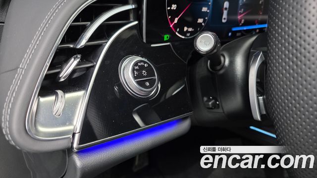 Mercedes-Benz E-Class 2024 — photo 32