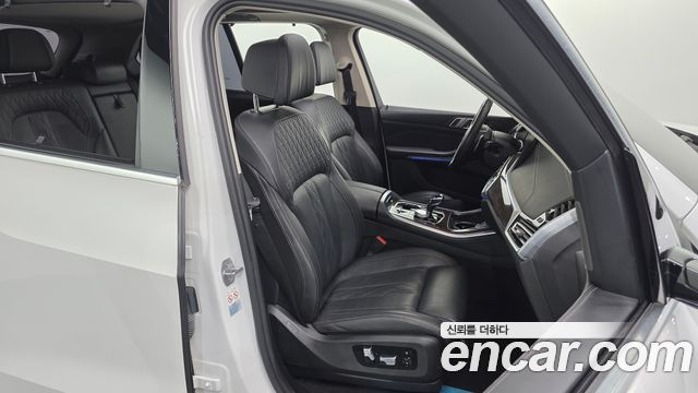 BMW X5 2022 — photo 17