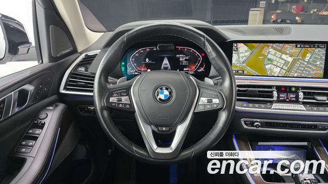 BMW X5 2022 — photo 18