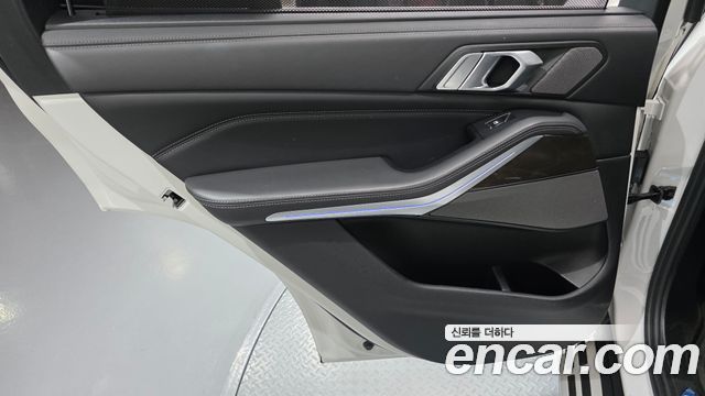 BMW X5 2022 — photo 15