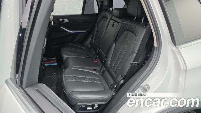 BMW X5 2022 — photo 16