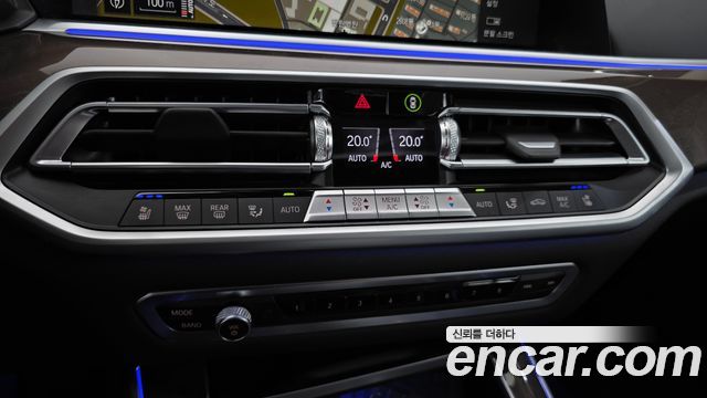 BMW X5 2022 — photo 27