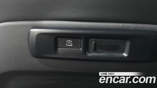 BMW X5 2022 — photo 29