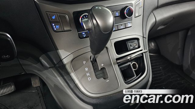 Hyundai Starex 2020 — photo 9