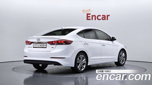 Hyundai AVANTE 2017 — photo 2