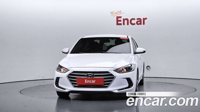 Hyundai AVANTE 2017 — photo 3