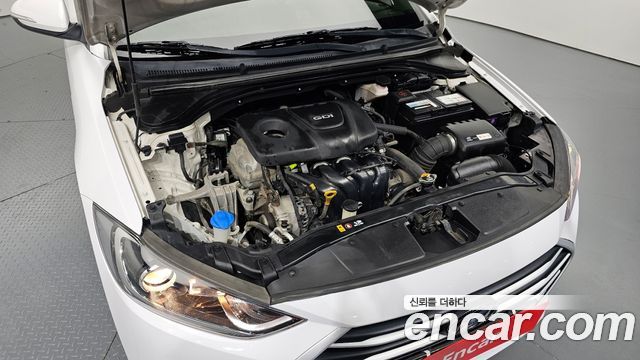 Hyundai AVANTE 2017 — photo 6