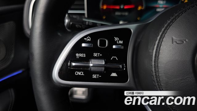 Mercedes-Benz GLS-Class 2021 — photo 30