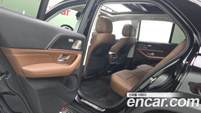 Mercedes-Benz GLE-Class 2023 — photo 18
