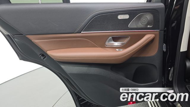 Mercedes-Benz GLE-Class 2023 — photo 15