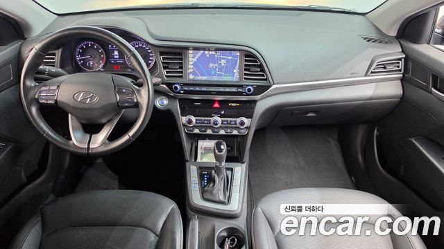 Hyundai AVANTE 2019 — photo 7