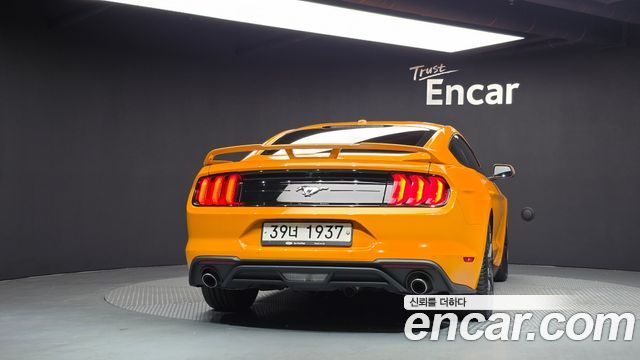 Ford Mustang 2019 — photo 4