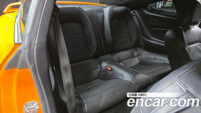 Ford Mustang 2019 — photo 12