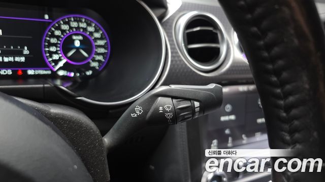 Ford Mustang 2019 — photo 18