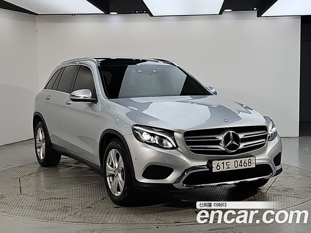 Mercedes-Benz GLC-Class 2016 — photo 2