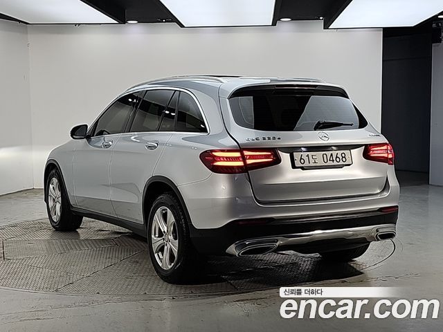 Mercedes-Benz GLC-Class 2016 — photo 3