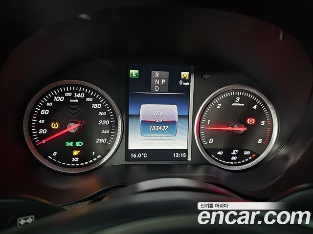 Mercedes-Benz GLC-Class 2016 — photo 7