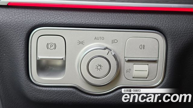 Mercedes-Benz GLE-Class 2023 — photo 20